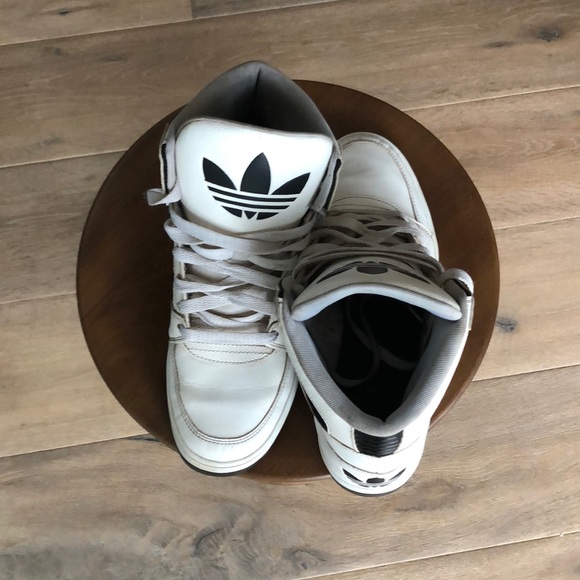 adidas classic leather shoes